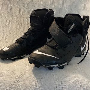 Nike mens football cleats size 14